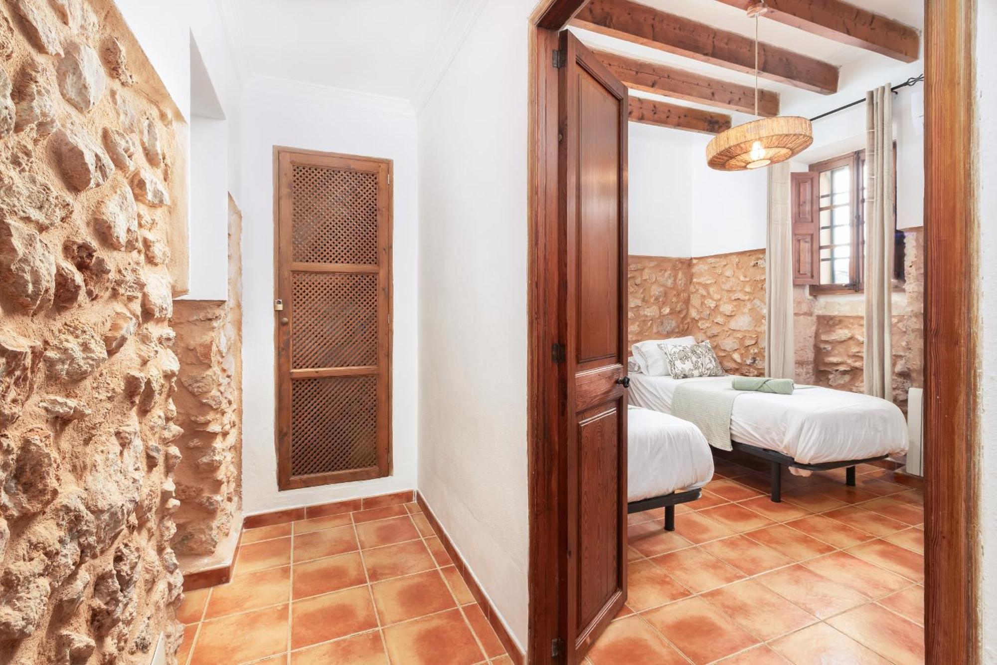 Casa Antigua *